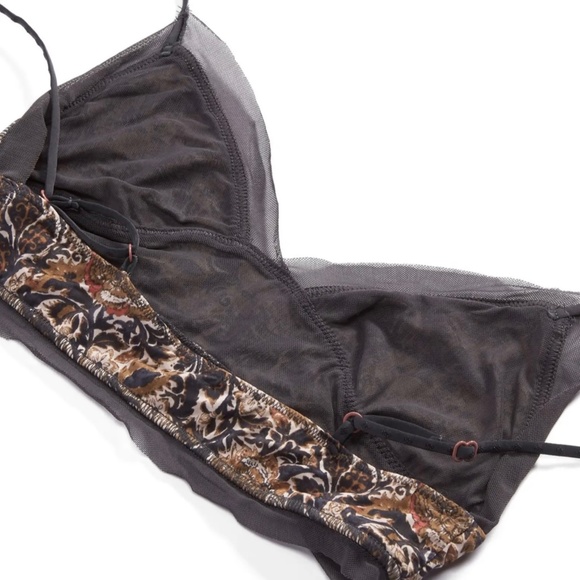 FREE PEOPLE INTIMATELY ON THE EDGE PRINT BRALETTE - Picture 4 of 14